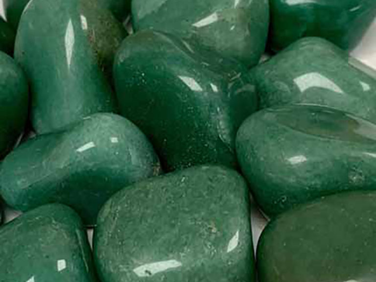 green-aventurine-tumble-polished-stones